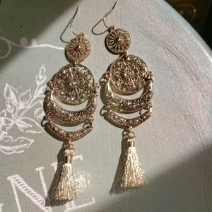 Good tassel earrings with faux diamonds